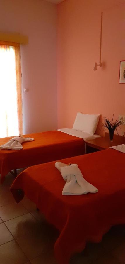 New Pantheon Hotel Kamena Vourla Dış mekan fotoğraf